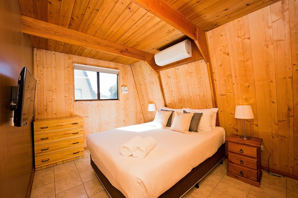 Deluxe Cabin photo 1
