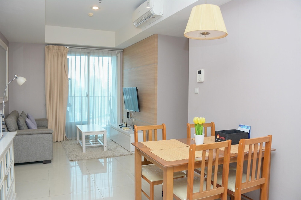 Room - Photo 11