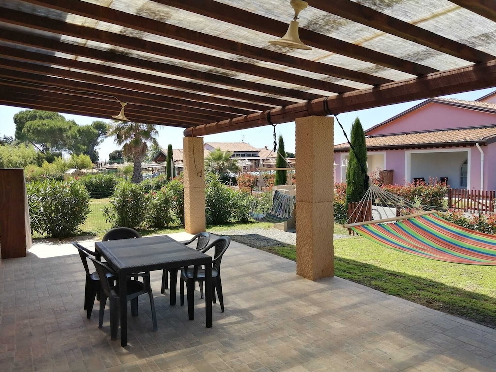 Superior Loft, 1 Bedroom, 2 Bathrooms, Garden Area photo 1