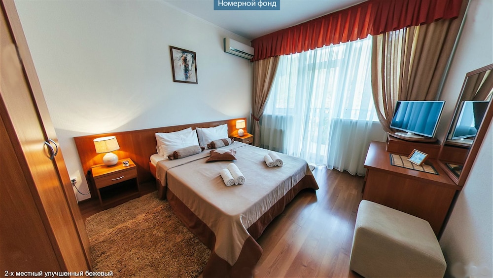 Superior Double Room, 1 Queen Bed with Sofa bed photo 1