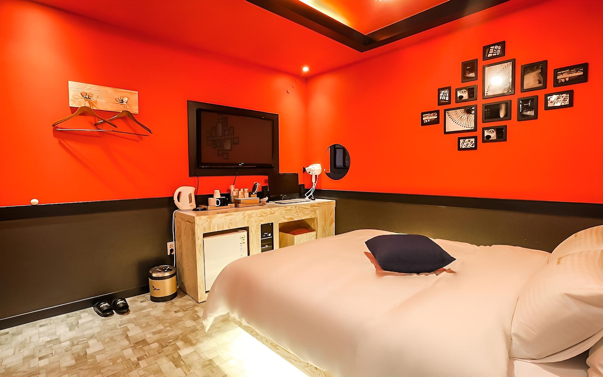 Room (Standard room (Netflix personal accou) - Photo 3