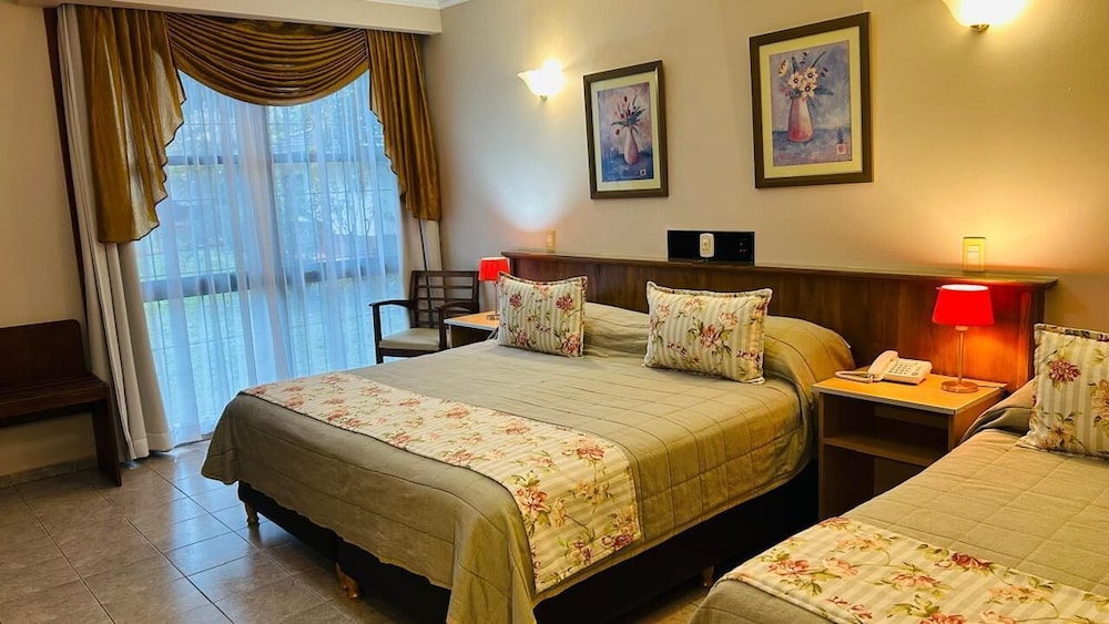 Comfort Triple Room, Park View