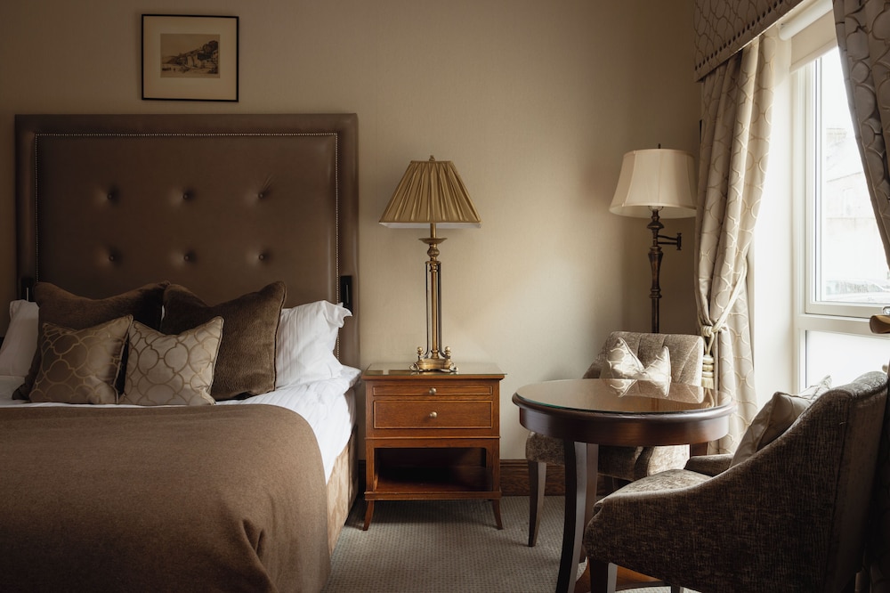 Superior Family Suite photo 2