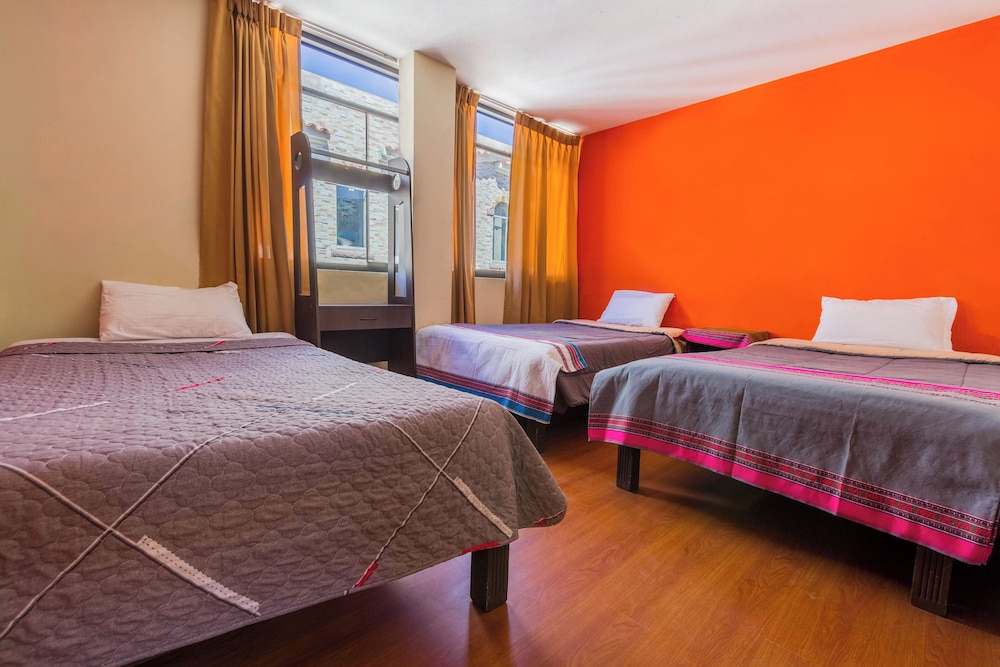 Basic Triple Room, City View photo 1