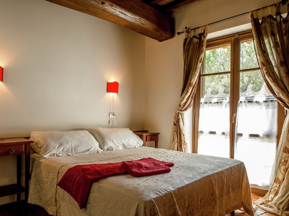 Classic Cottage, 2 Bedrooms photo 1
