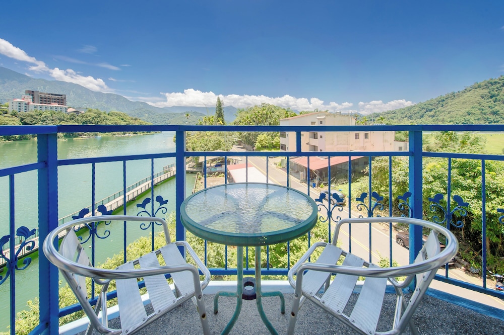 Double Room with Mountain View - Photo 11