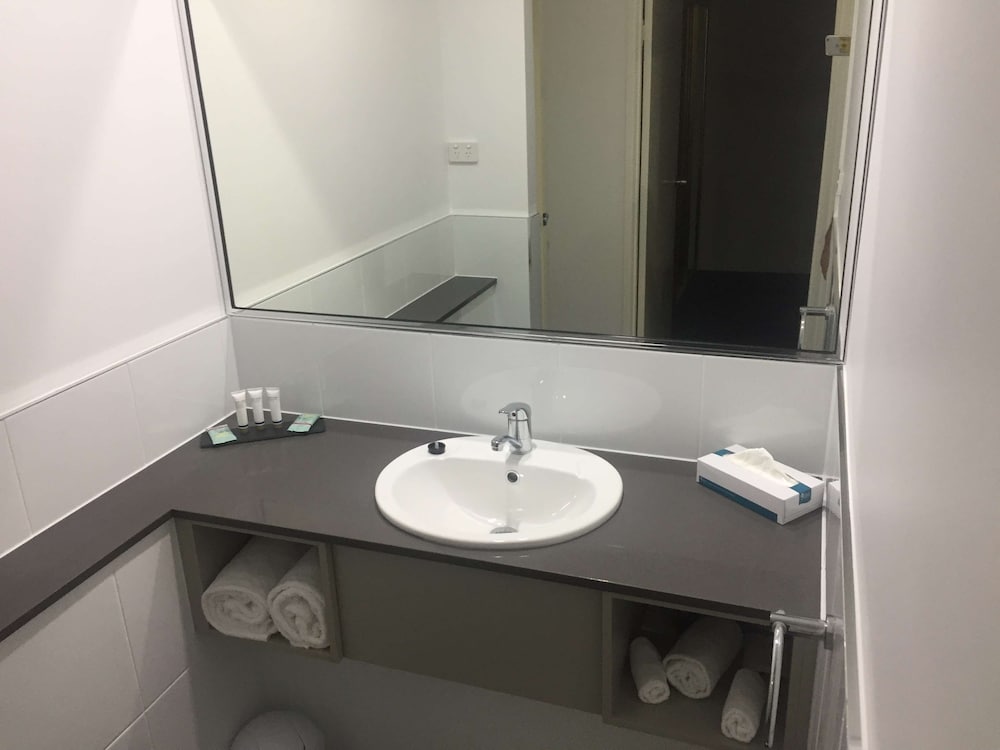Superior Apartment, 1 King Bed, Non Smoking, Kitchenette - Photo 14