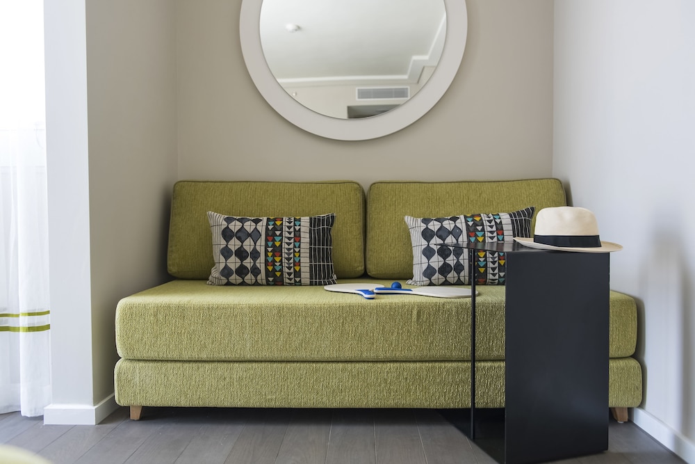 Classic Room, 1 Bedroom, Kitchenette - Photo 3
