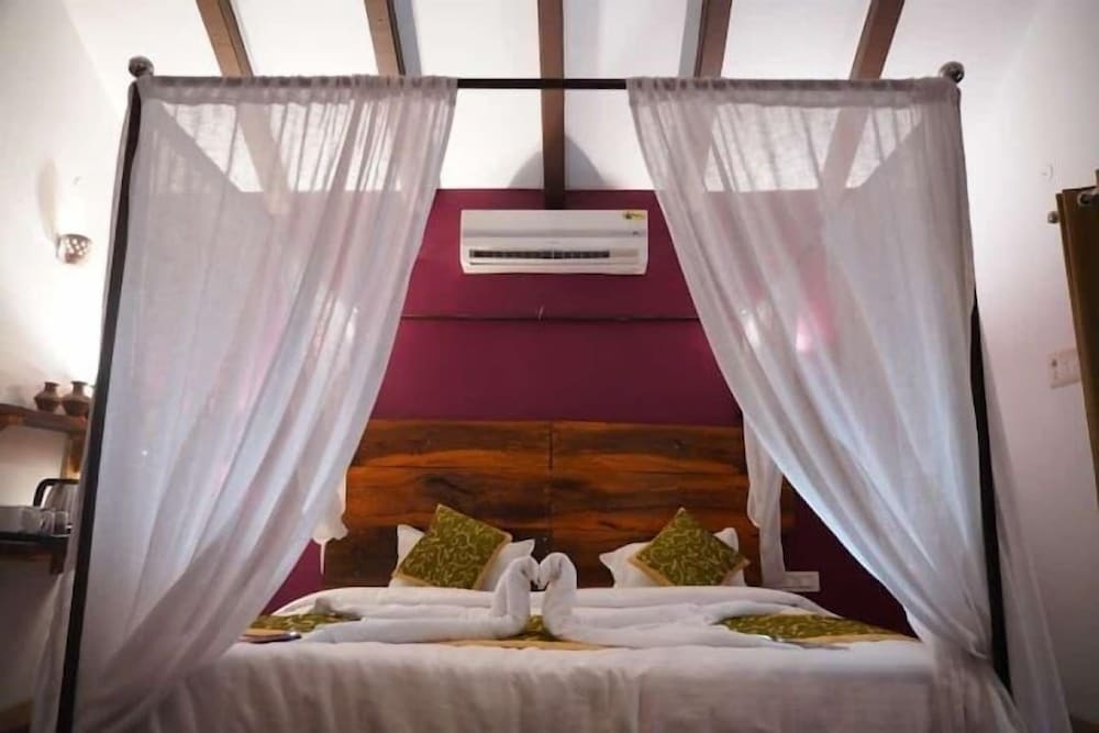 Deluxe Double Room, Garden View photo 3