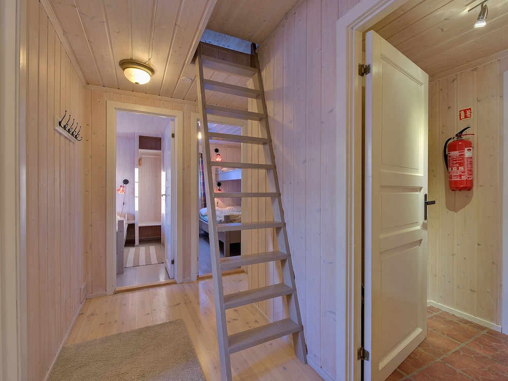 Cabin, 3 Bedrooms (10 persons)