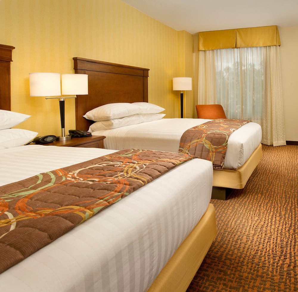 Suite, Multiple Beds, Refrigerator & Microwave (Upper Floor, 2 Rooms, Sofabed) photo 2