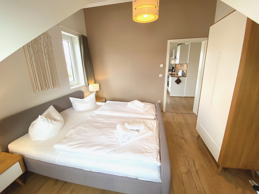 Comfort Condo, 1 Bedroom photo 2