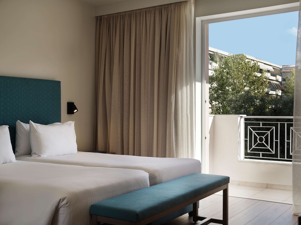 Deluxe Room, 1 Bedroom, Balcony - Photo 6