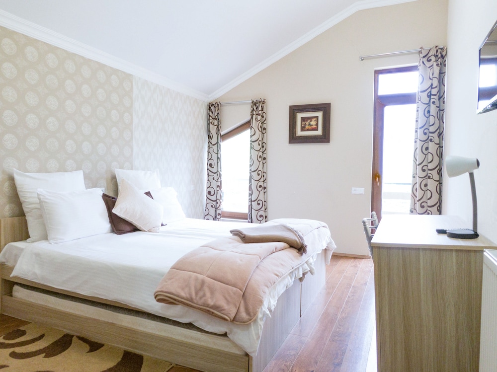 Villa, 2 Bedrooms, Non Smoking, Mountain View photo 1