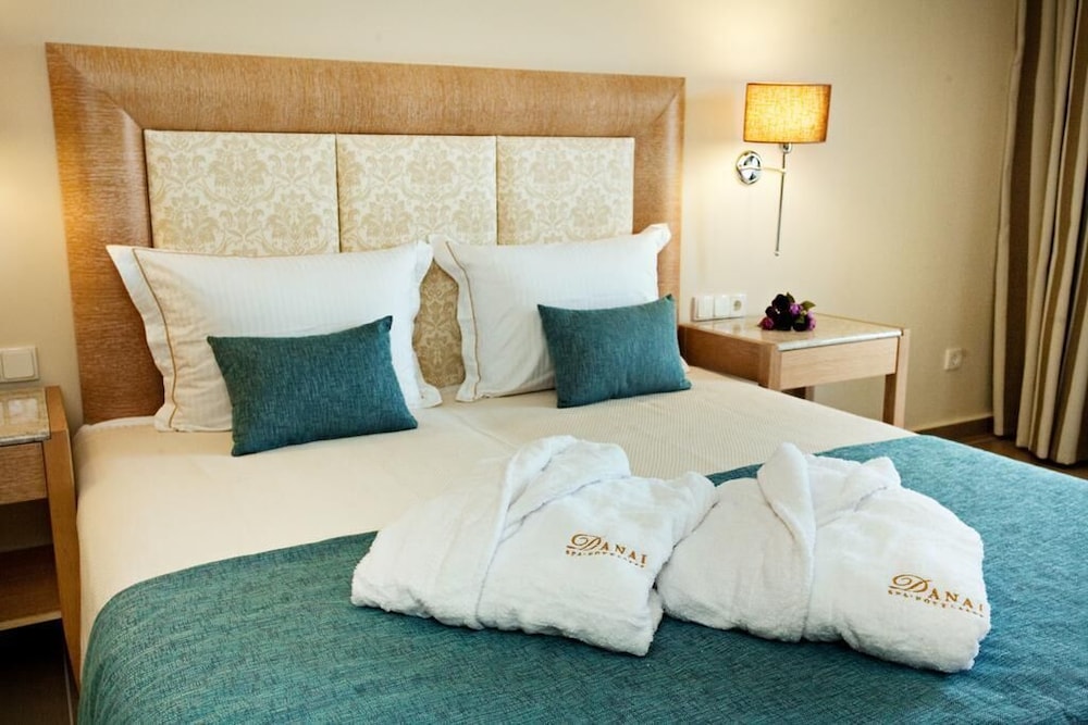 Double Room, Pool View photo 1