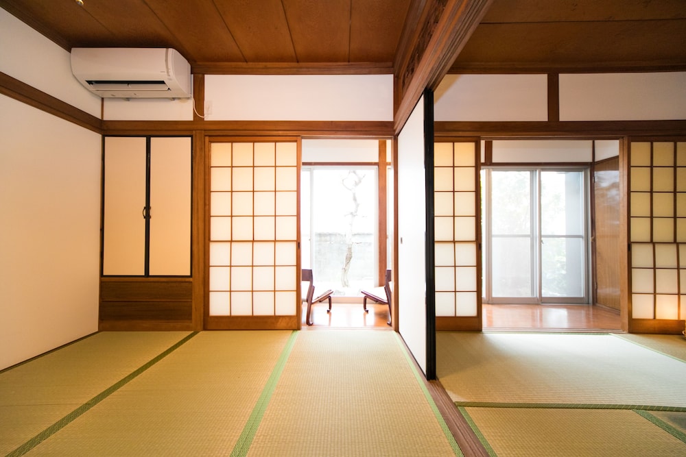 Awaji Holiday Inn Kariya - Photo 10