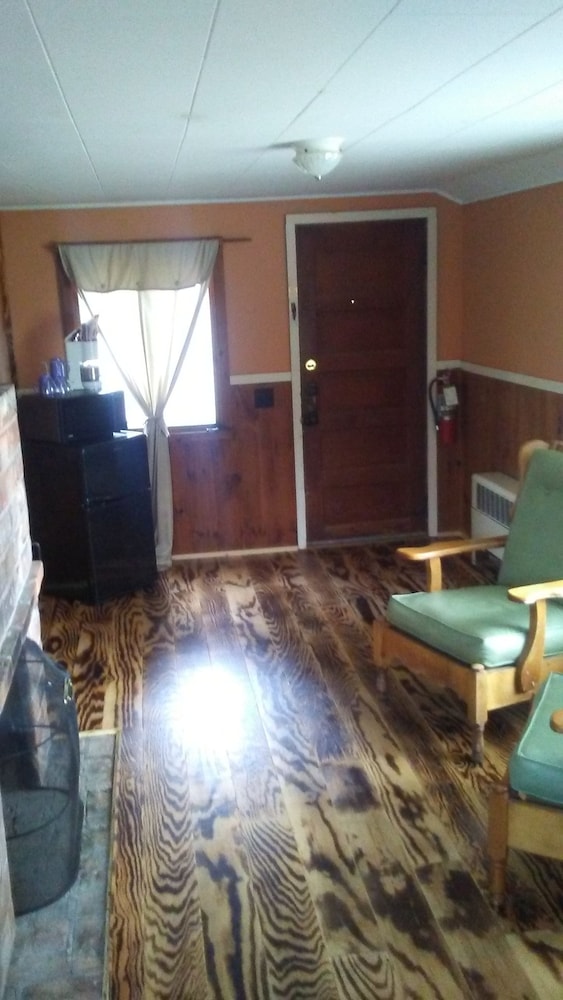 Family Cabin photo 3