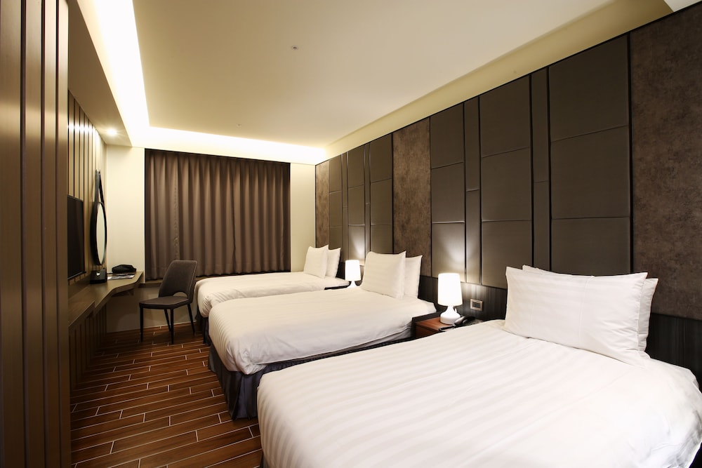 Elite Triple Room photo 1