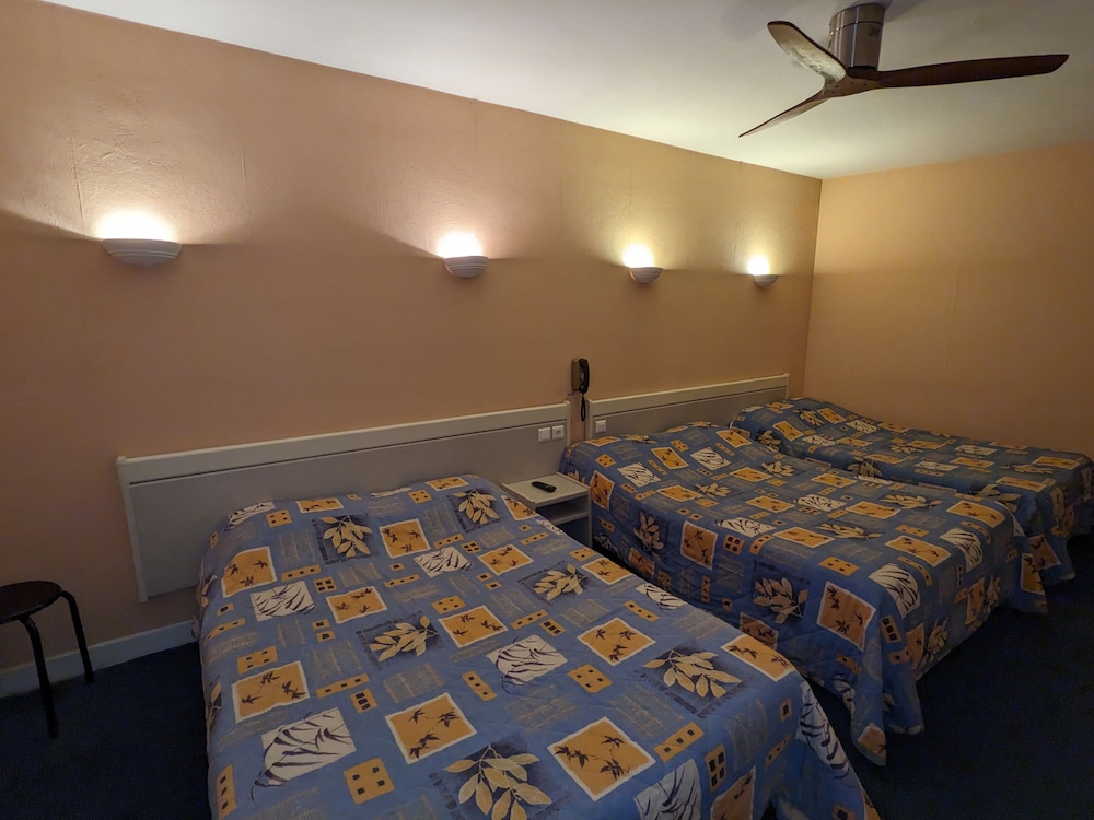 Double Room - Photo 3
