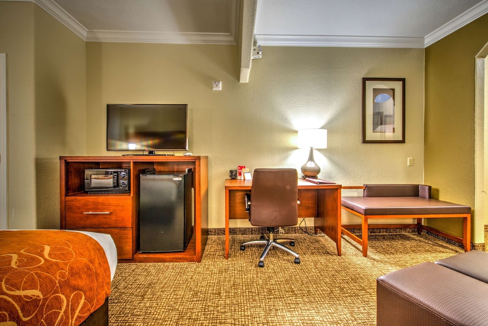 Suite, Non Smoking - Photo 5