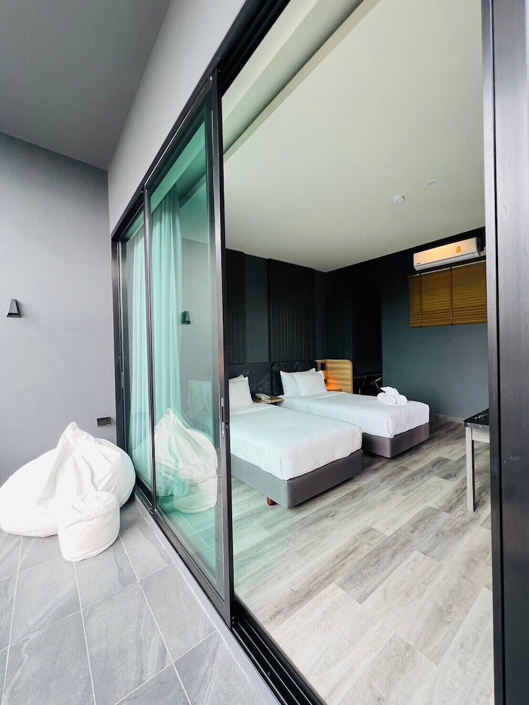 Superior Twin Room - Photo 5