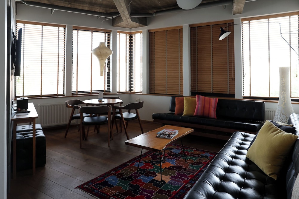 Deluxe Studio Suite thumbnail 6