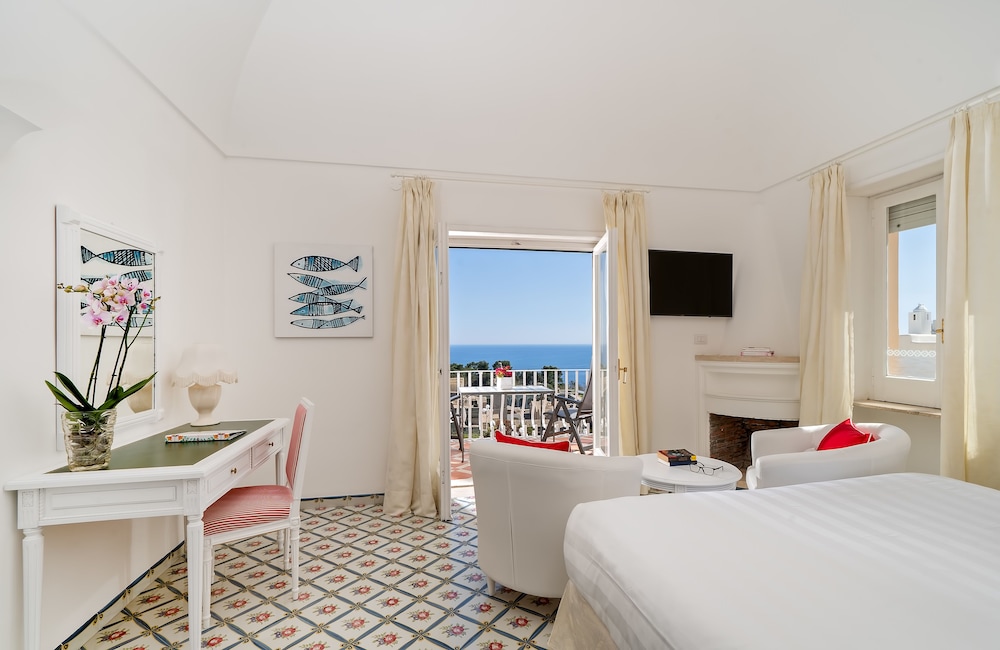 Junior Suite, Sea View - Photo 1