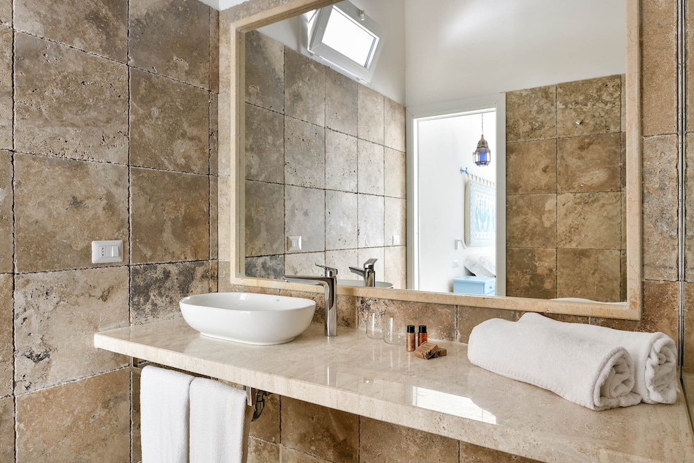 Superior Triple Room - Photo 5