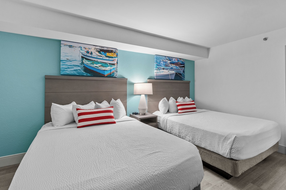 Mariner Ocean View Deluxe Two Bedroom Condo - Photo 5