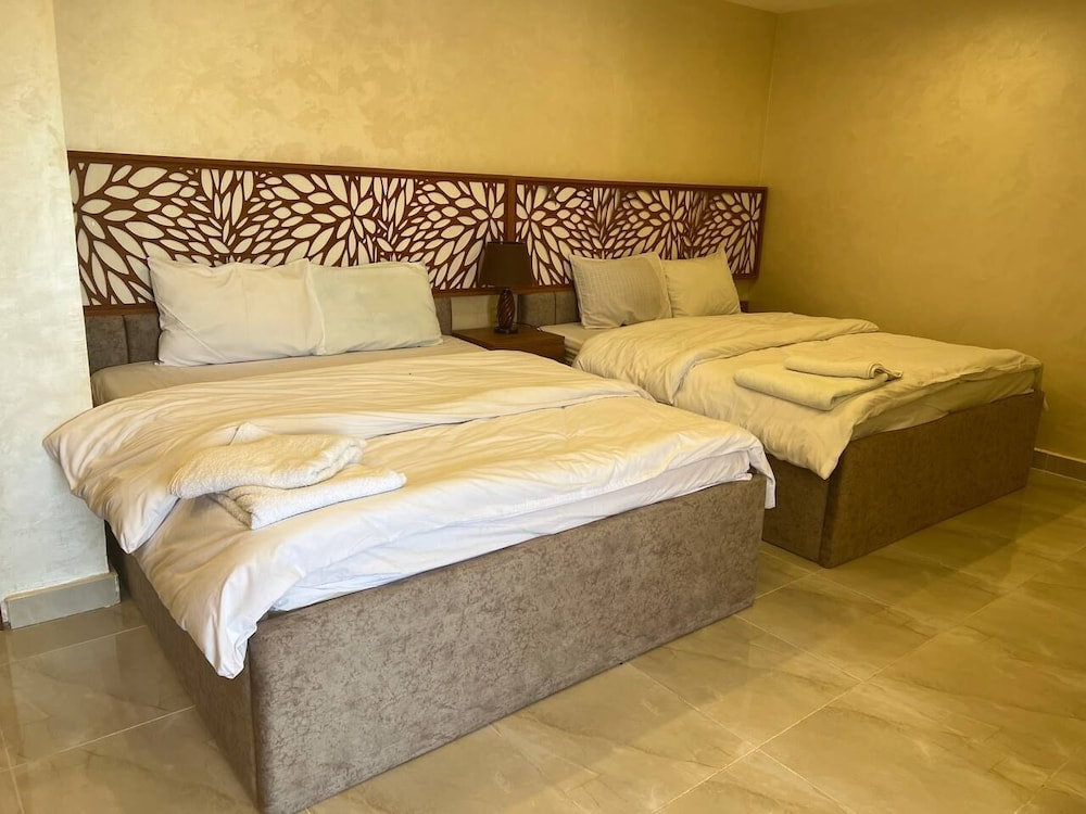 Family Room - Photo 1