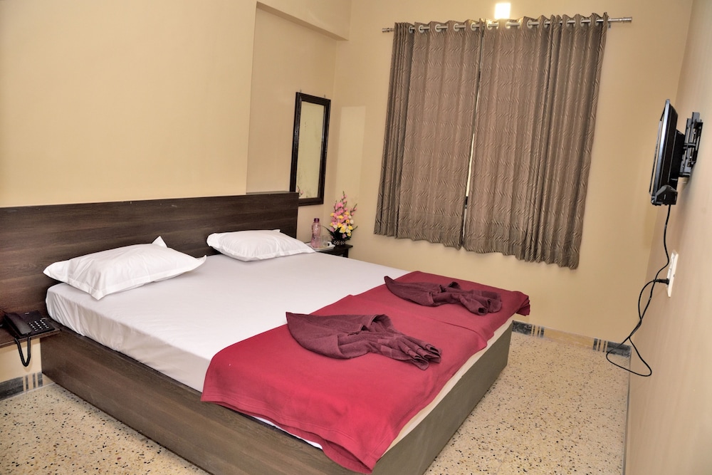 Standard AC Room photo 1