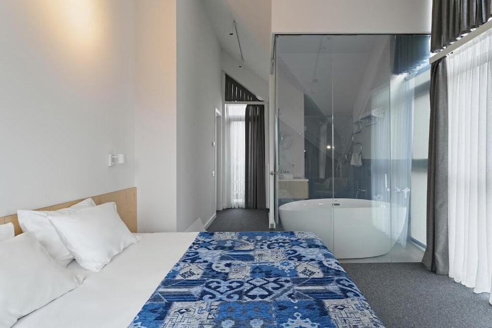 Panoramic Penthouse, Mountain View photo 2