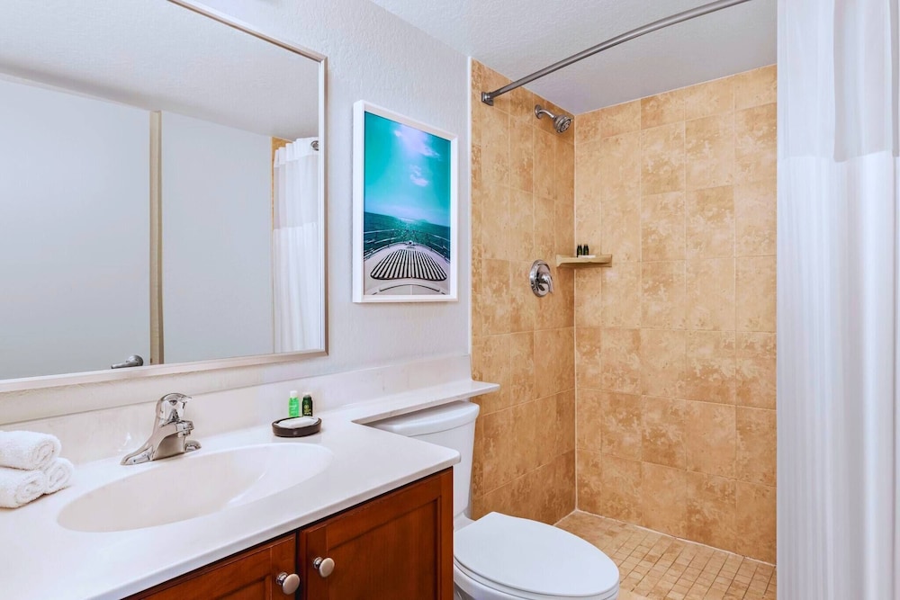 Condo, 1 Bedroom, Balcony, City View photo 2