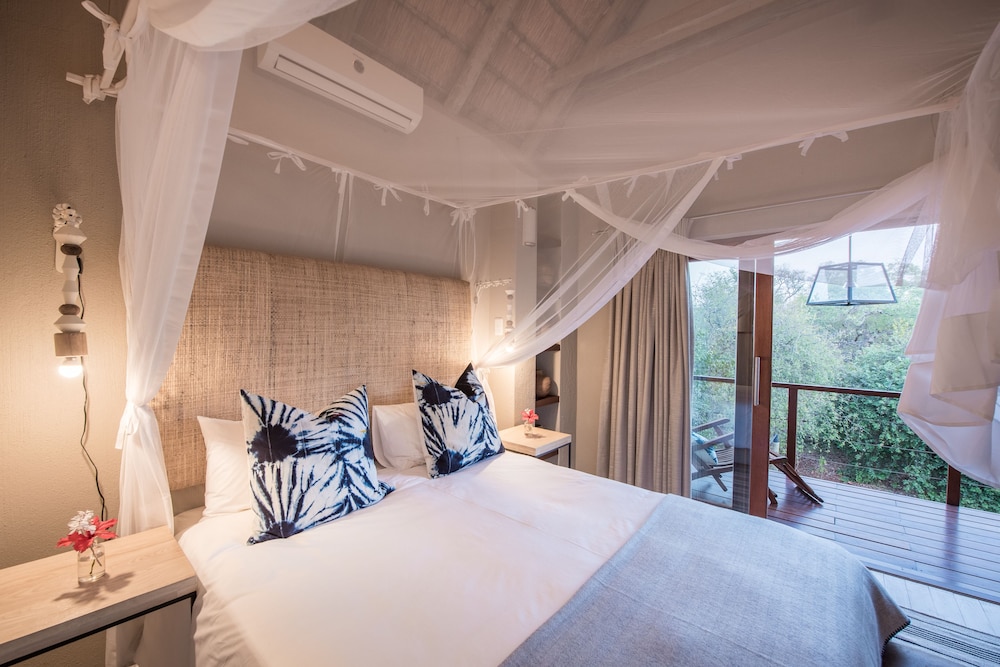 Ekhaya Suite 6 photo 1