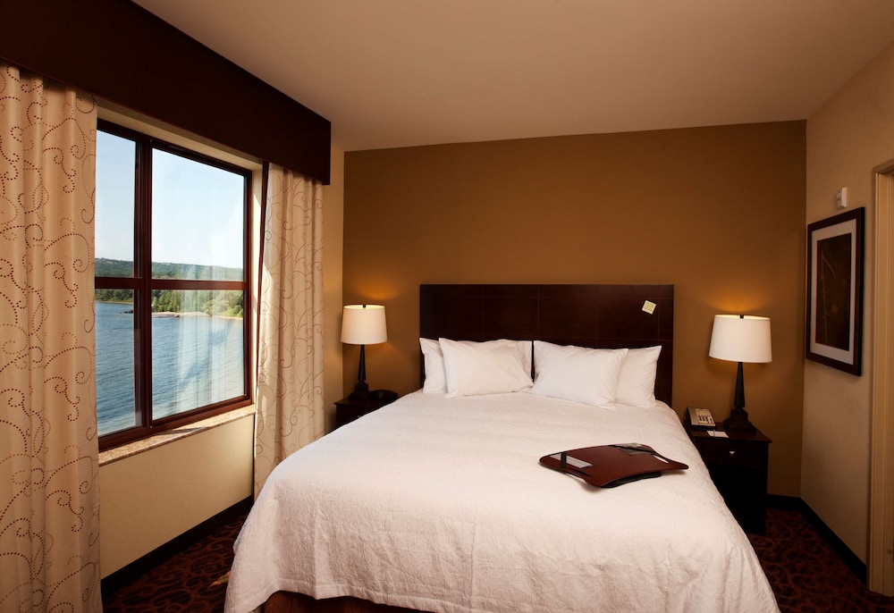 Suite, 1 King Bed, Non Smoking