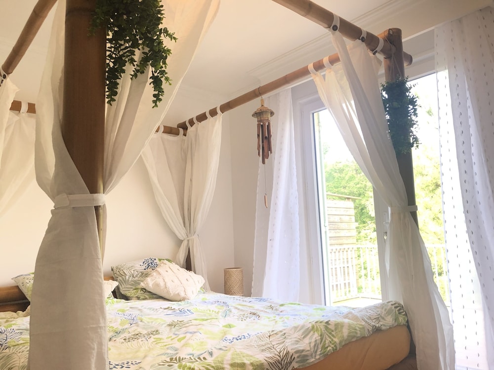 Superior Double Room, Ensuite, River View (Chambre Zen) photo 1