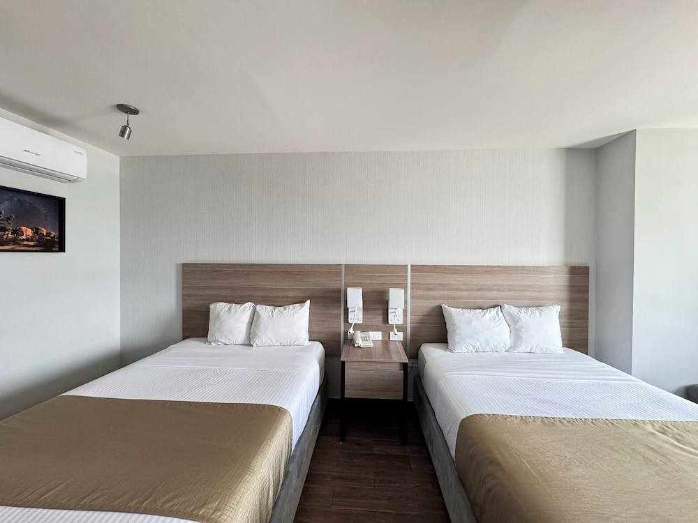 Comfort Quadruple Room