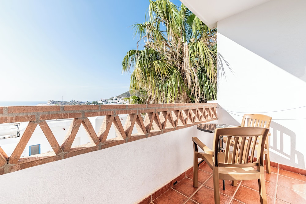 Comfort Double Room, 2 Twin Beds, Ocean View photo 2