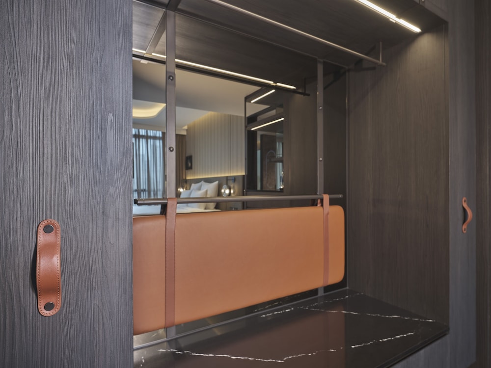 Studio Suite, 1 King Bed, Club Lounge Access photo 2