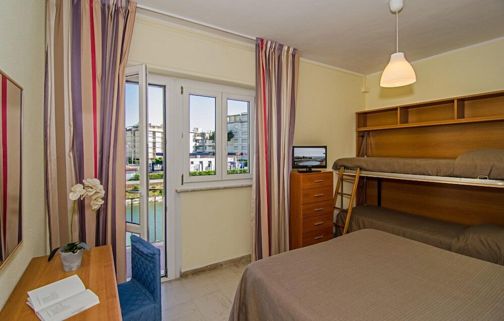 Quadruple Room, Balcony photo 1