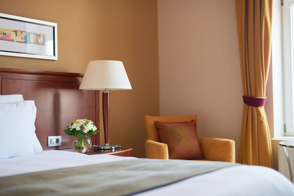 Superior Room (King)