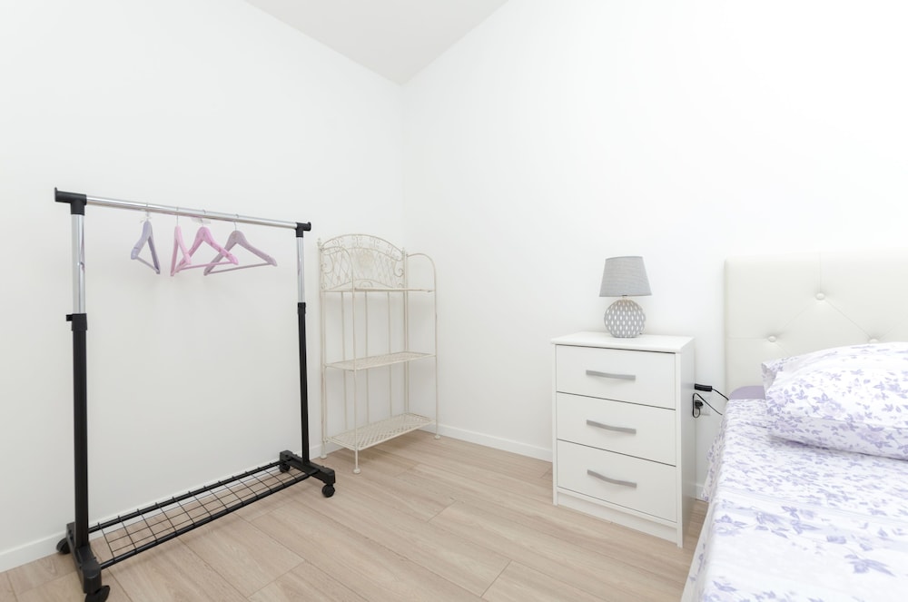 Apartment (A2)