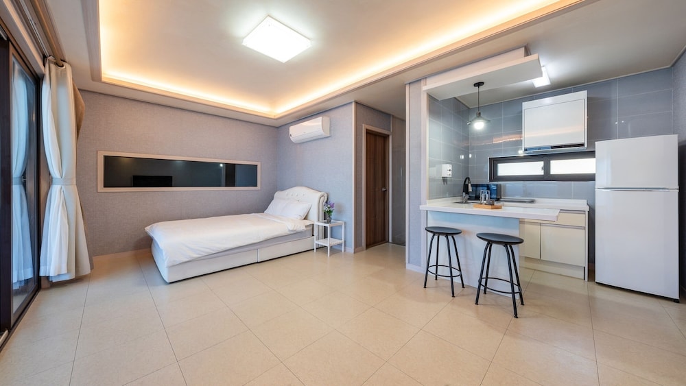 Basic Room, 1 Bedroom (ROOM 105(Ocean view)) - Photo 5