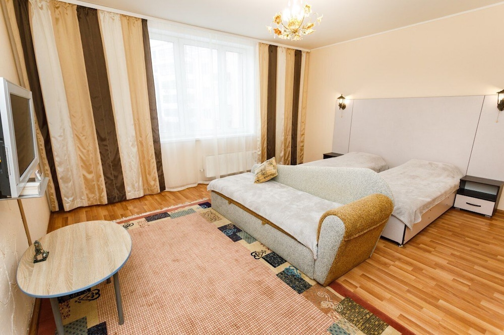Comfort Triple Room, 3 Bedrooms, Kitchen, City View photo 2