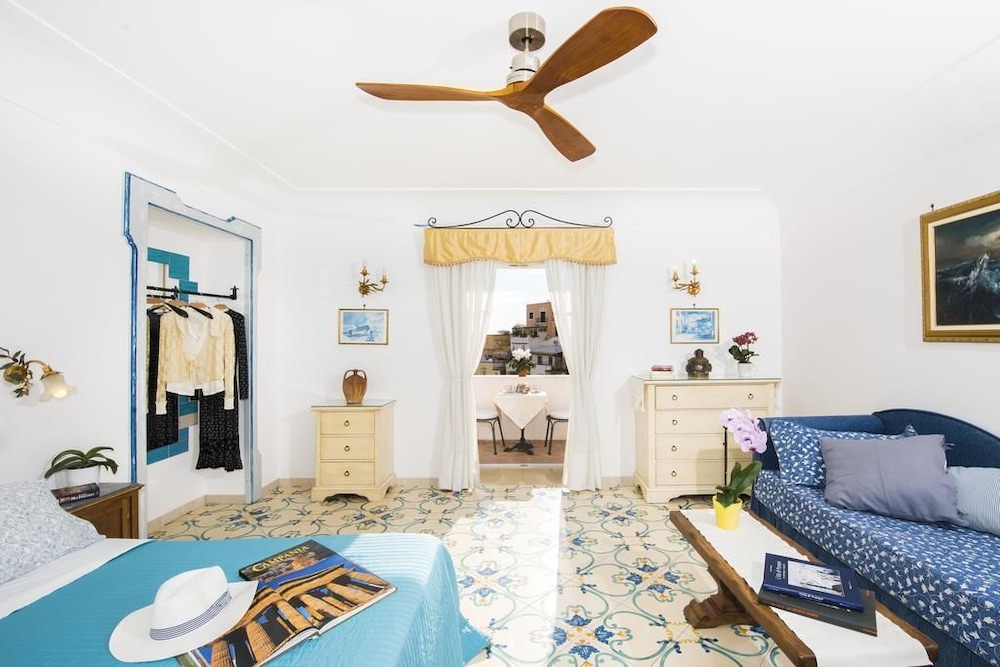 Superior Room, 1 Bedroom, Balcony, Sea View photo 2