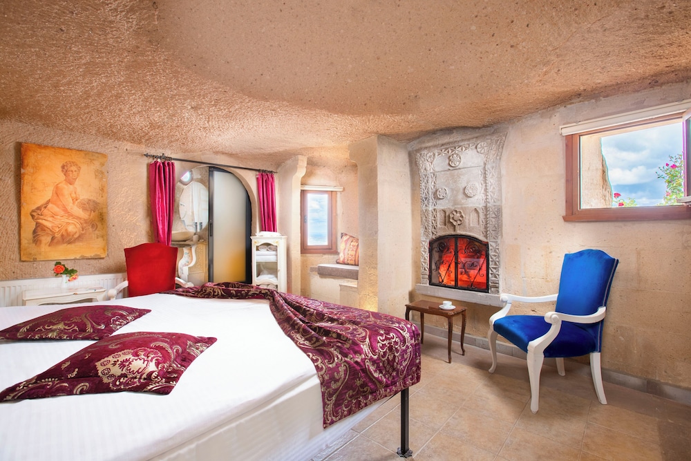 Family Cave Suite - Photo 3