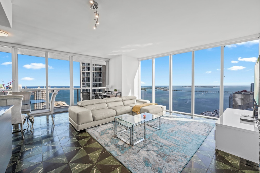 Presidential Apartment, Harbor View photo 1