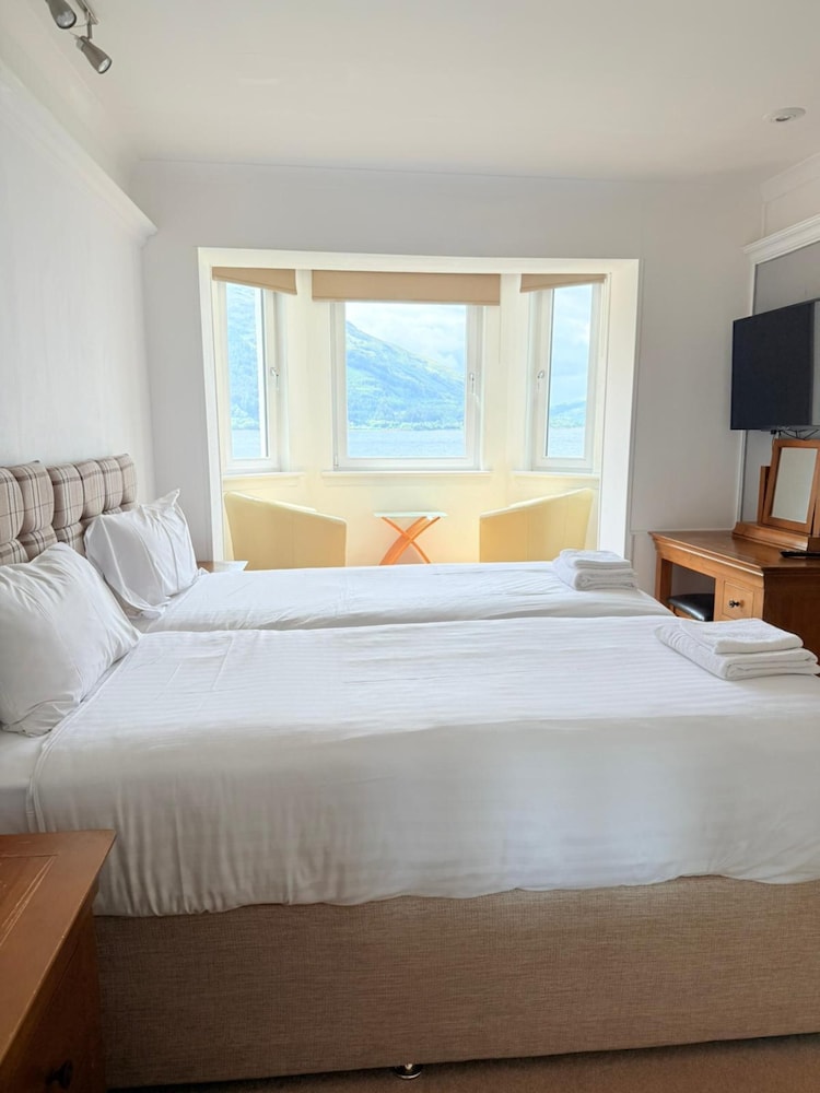 Standard Twin Room with View photo 3