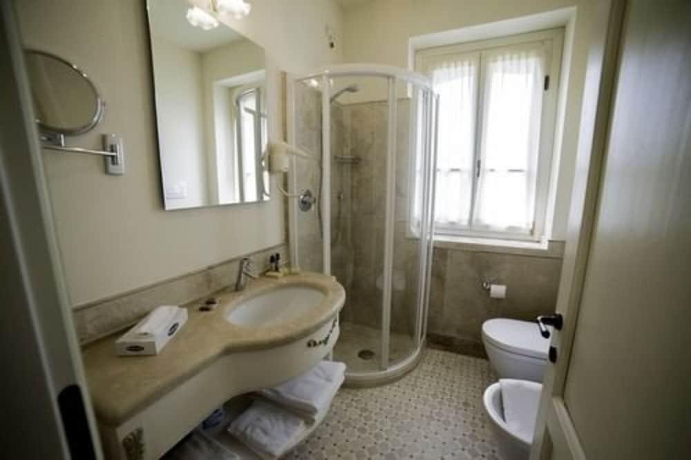 Apartment, 1 Bedroom, 2 Bathrooms, Annex Building photo 2