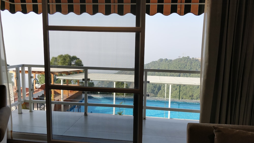 Presidential Suite, Balcony photo 3